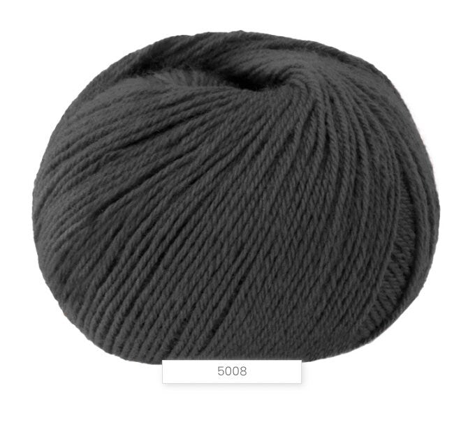 Aladino 50 percent pure new wool 50 percent acrylic shrinkproof fingering weight yarn from iDOKNiT