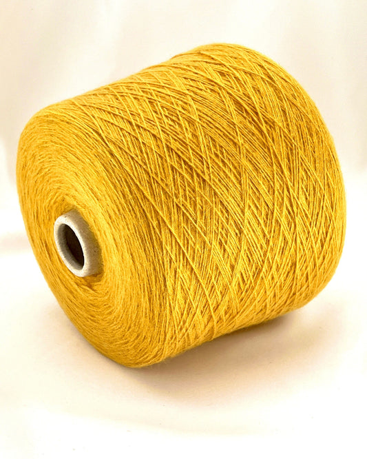 KIRK CLOUD by Gruppo Filpucci Italy, luxury fingering yarn, 75% cashmere 25% super kid mohair, Nm 4300, 430 meters per 100 grams, soft halo Italian yarn