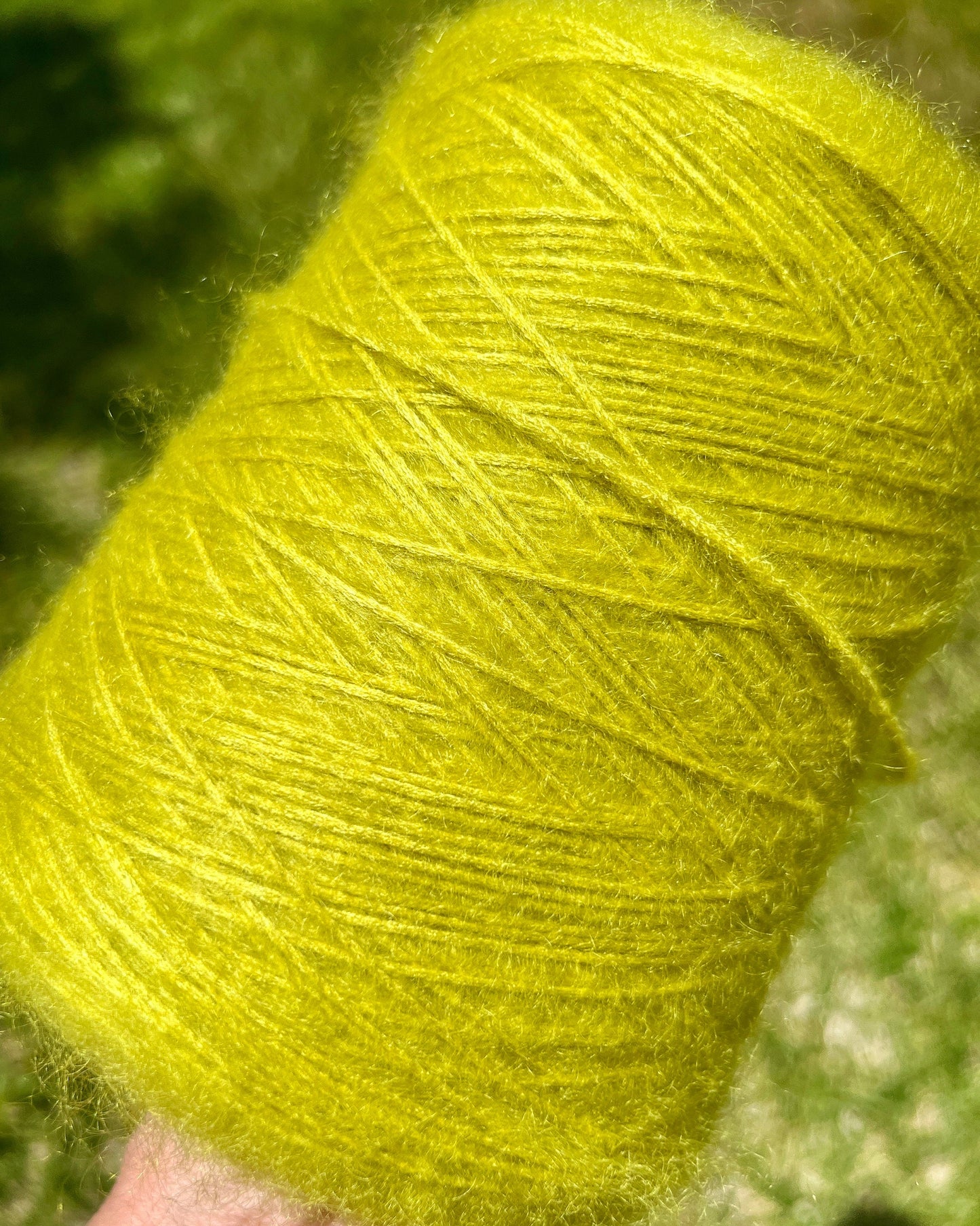 Chainette yarn texture silk and superkid mohair close-up
