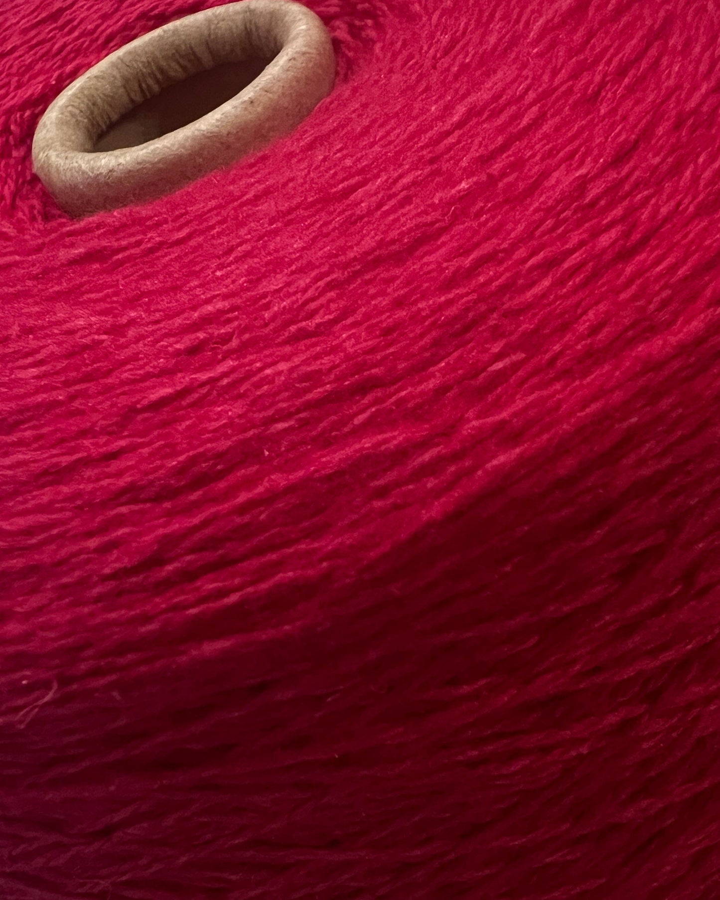 FILCOM RITA cashmere silk lace yarn cone Italy
Luxury Italian cashmere silk yarn 700m per 100g
soft lace weight cashmere silk yarn for shawls and sweaters
high end Italian yarn close up texture detail
FILCOM RITA luxury knitting weaving crochet yarn