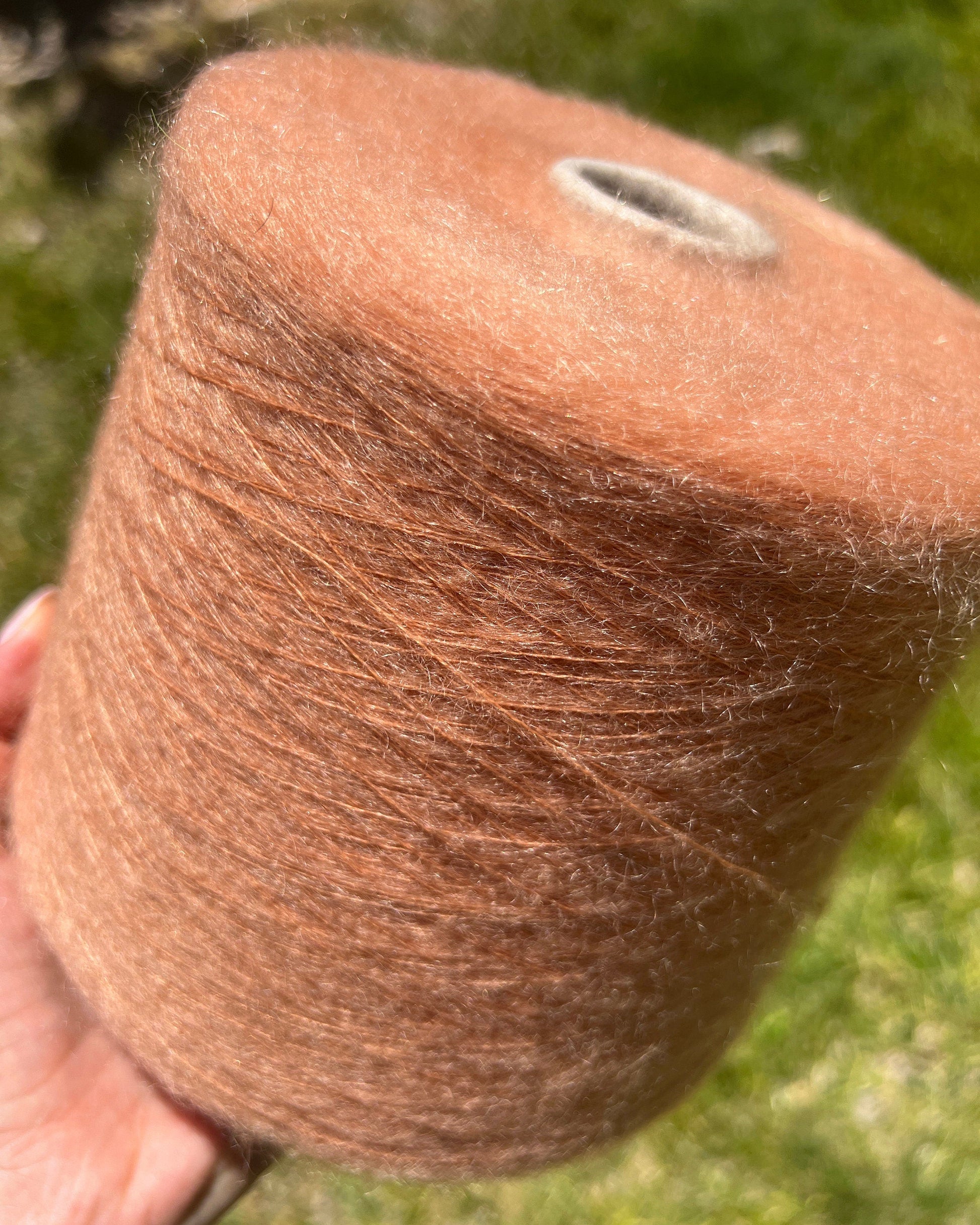 lineapiu geneve super kid mohair yarn italy
luxury italian mohair lace yarn 1500m 100g
soft halo mohair yarn for knitting weaving blending
designer super kid mohair yarn close up
italian lace mohair yarn balls or cones