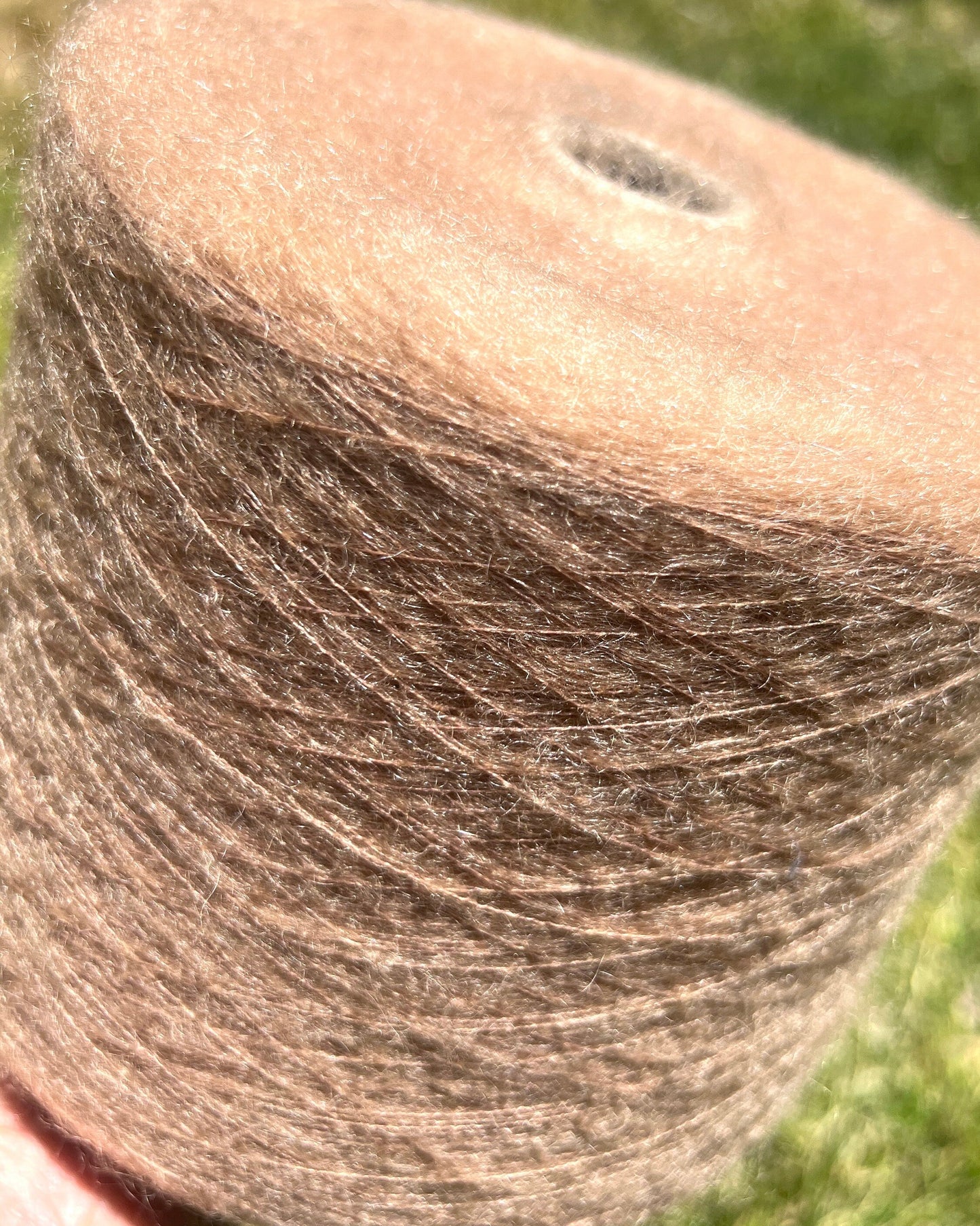 lineapiu geneve super kid mohair yarn italy
luxury italian mohair lace yarn 1500m 100g
soft halo mohair yarn for knitting weaving blending
designer super kid mohair yarn close up
italian lace mohair yarn balls or cones
