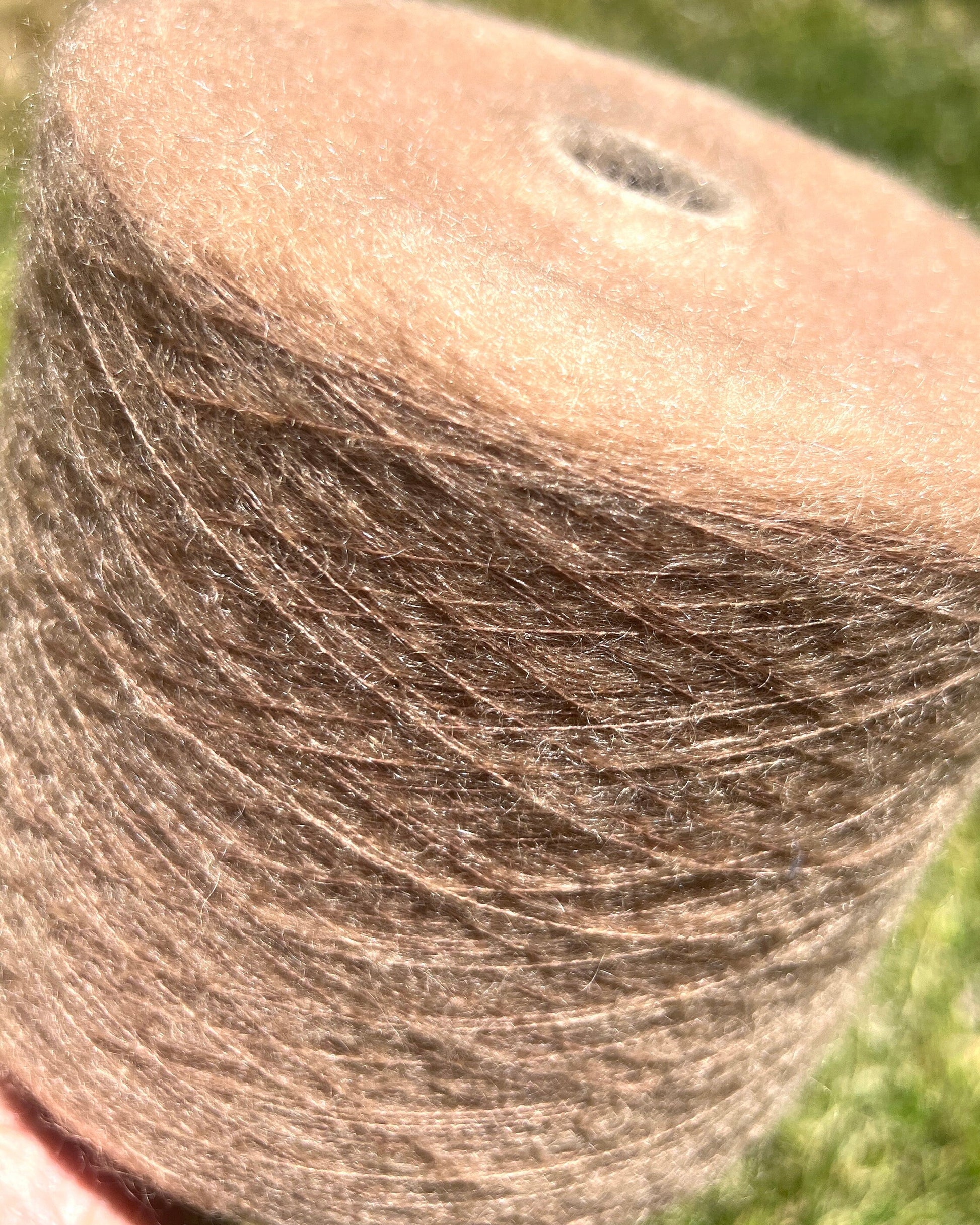lineapiu geneve super kid mohair yarn italy
luxury italian mohair lace yarn 1500m 100g
soft halo mohair yarn for knitting weaving blending
designer super kid mohair yarn close up
italian lace mohair yarn balls or cones