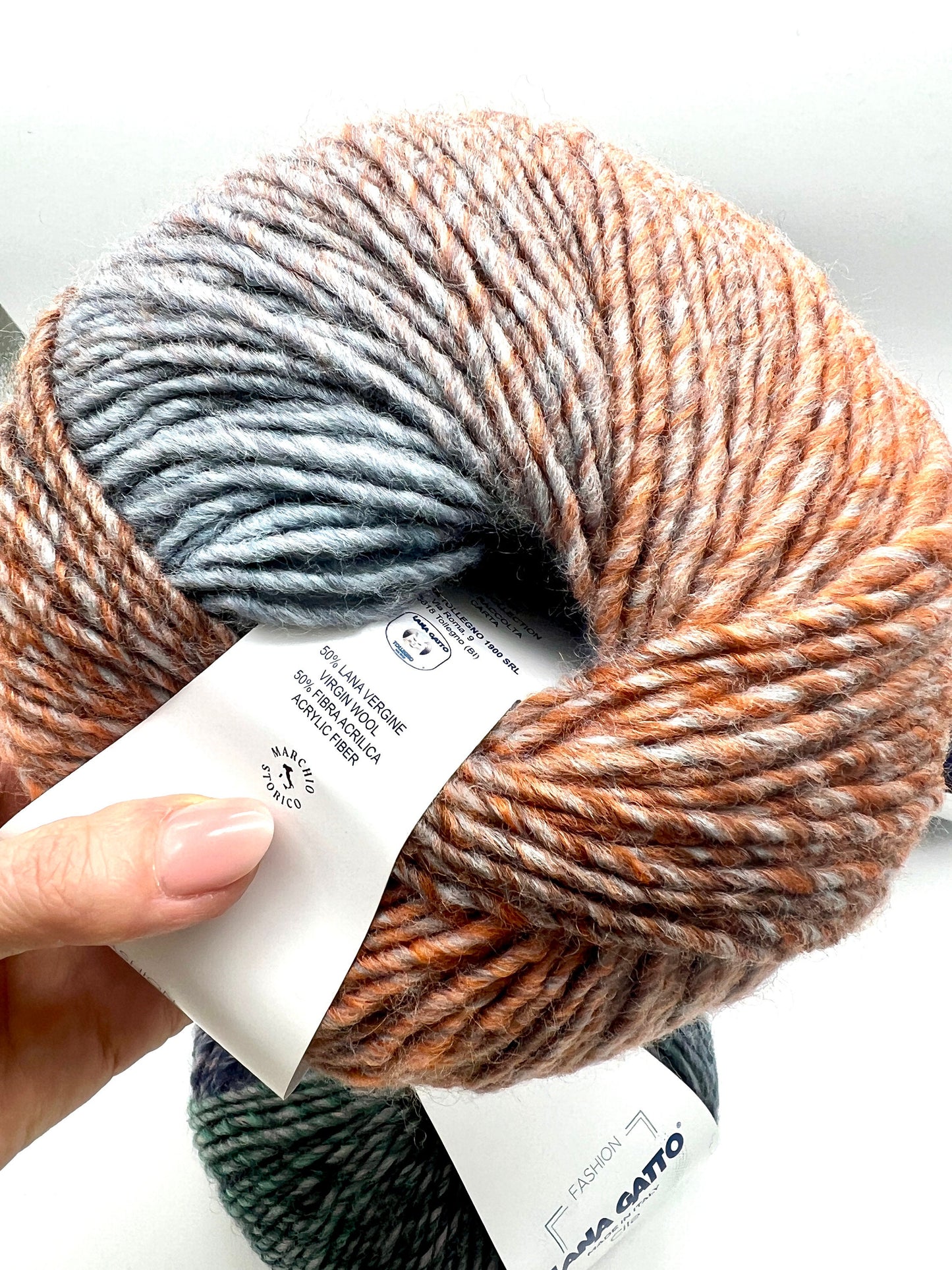 Luxury Lana Gatto CILE mouline gradient Aran yarn from Italy with soft wool acrylic blend for cozy sweaters, oversized cardigans, scarves, hats, and modern winter knitwear projects