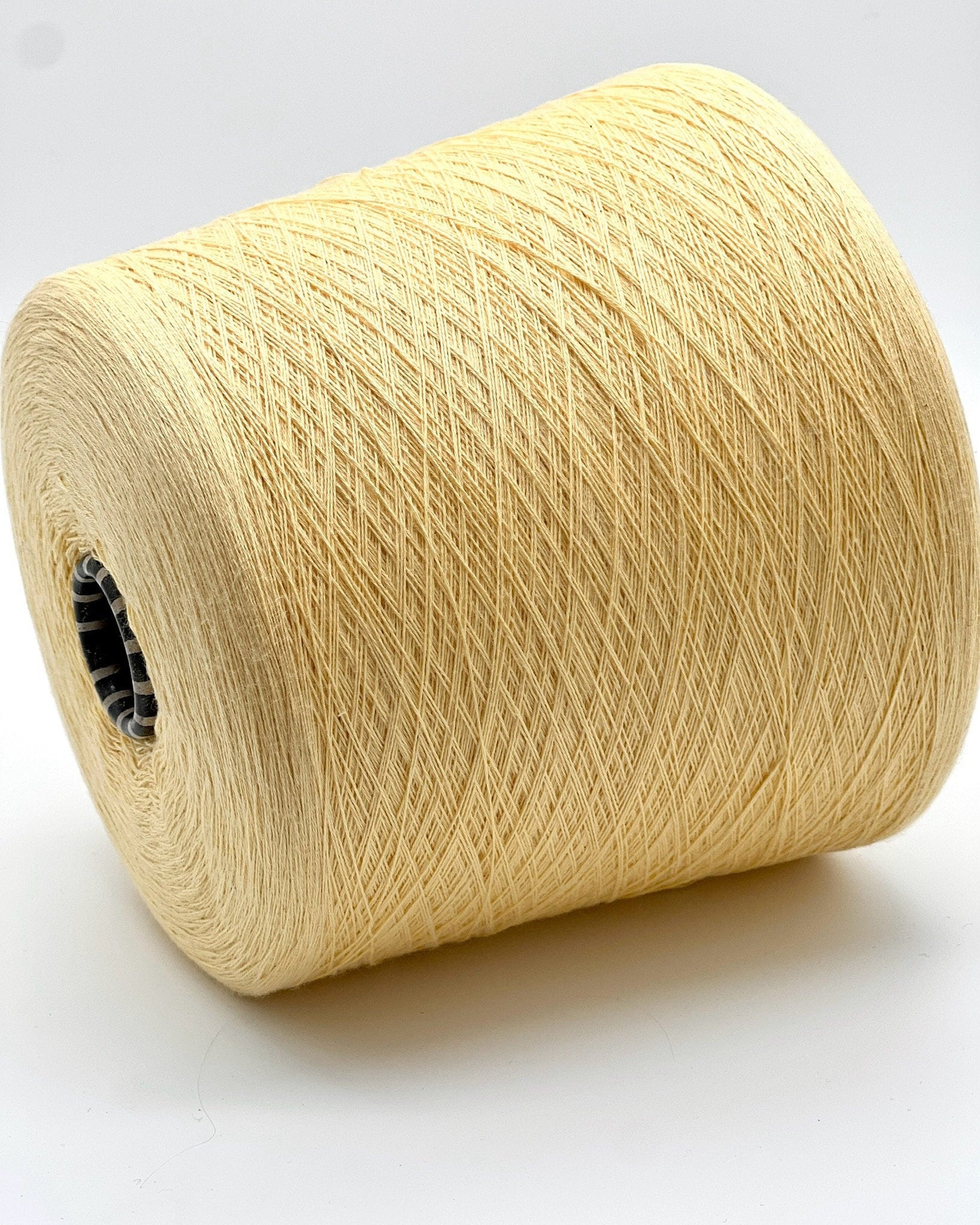 filmar egyptian supersoft cotton lace yarn italy
luxury italian cotton lace yarn close up
soft egyptian cotton yarn for knitting crochet weaving
extra fine italian cotton yarn for summer garments
filmar cotton yarn balls or cones