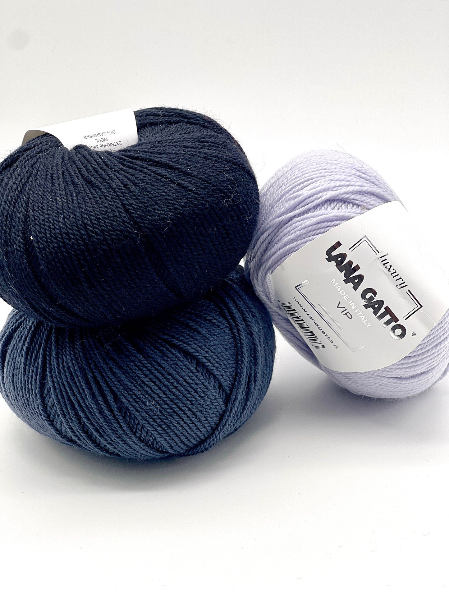 Lana Gatto VIP Italian yarn ball in high-quality extrafine merino and cashmere blend for iDOKNiT luxury knitting projects.