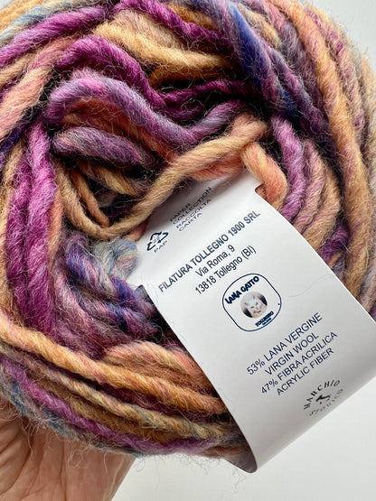 Lana Gatto MESSICO wool acrylic Aran yarn made in Italy with printed color transitions for sweaters cardigans scarves hats and cozy winter knitwear