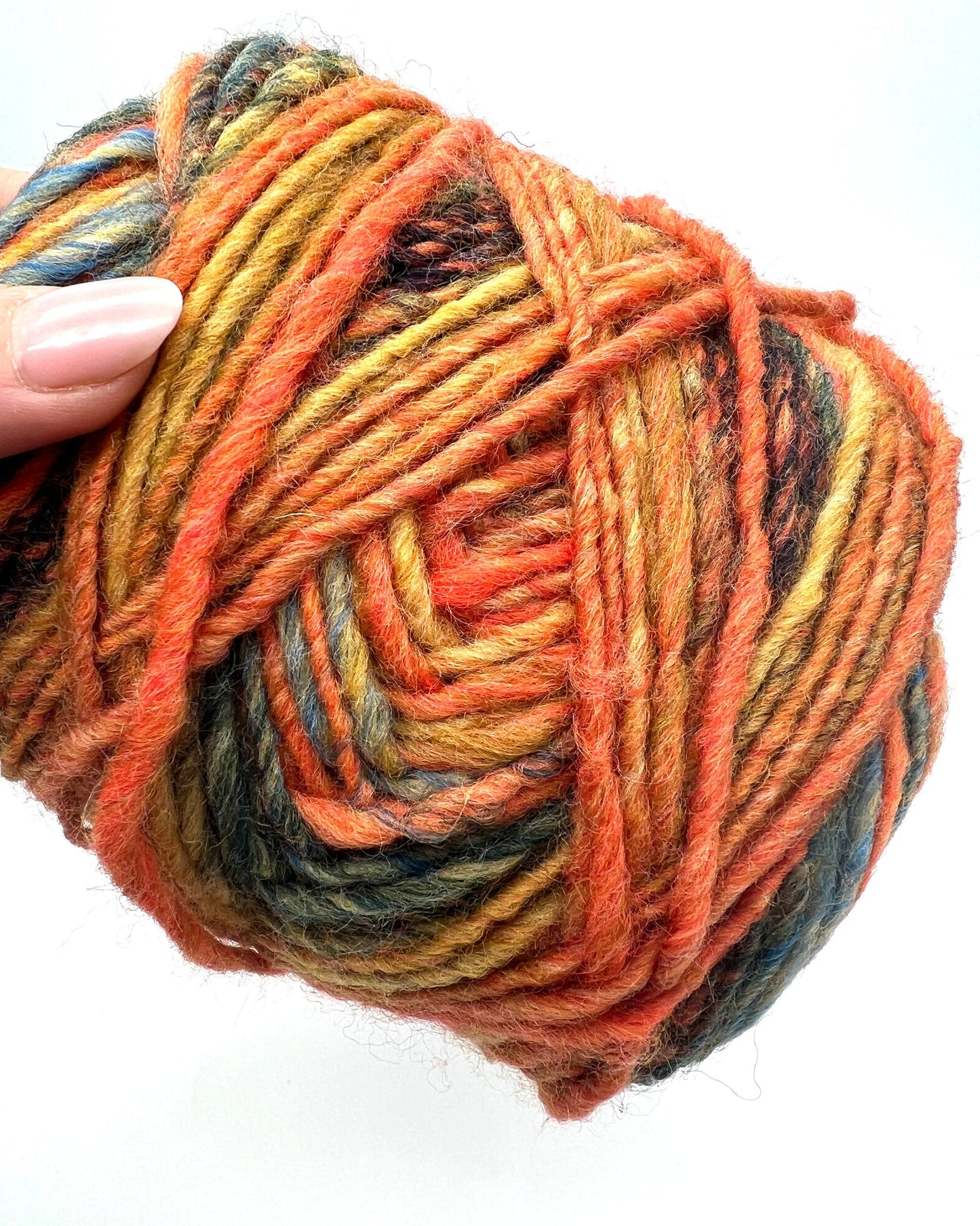 Lana Gatto MESSICO wool acrylic Aran yarn made in Italy with printed color transitions for sweaters cardigans scarves hats and cozy winter knitwear