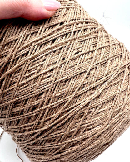 lanecardate samarkanda pure camel hair yarn italy
luxury camel hair sport yarn 300m 100g
natural camel color italian yarn close up
pure camel hair yarn for sweaters accessories
italian luxury camel yarn texture