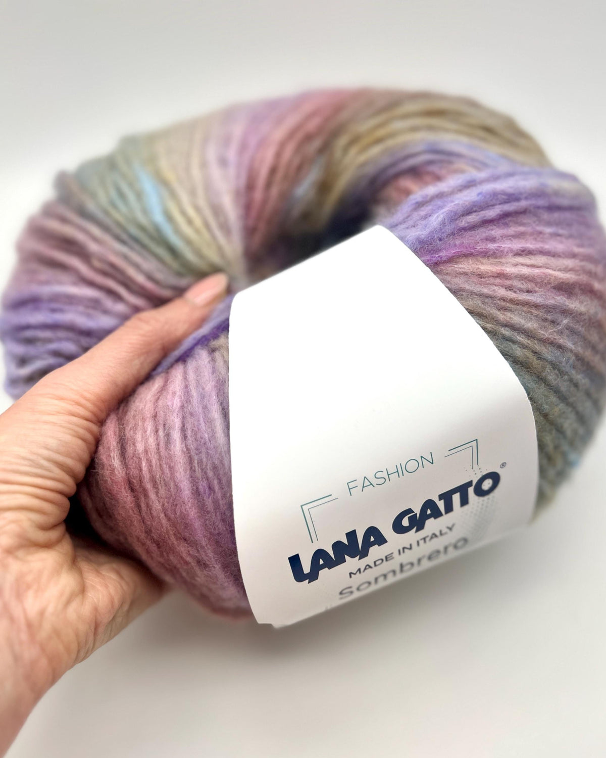Lana Gatto Sombrero 86 percent Virgin Wool gradient yarn 100g 300m from iDOKNiT