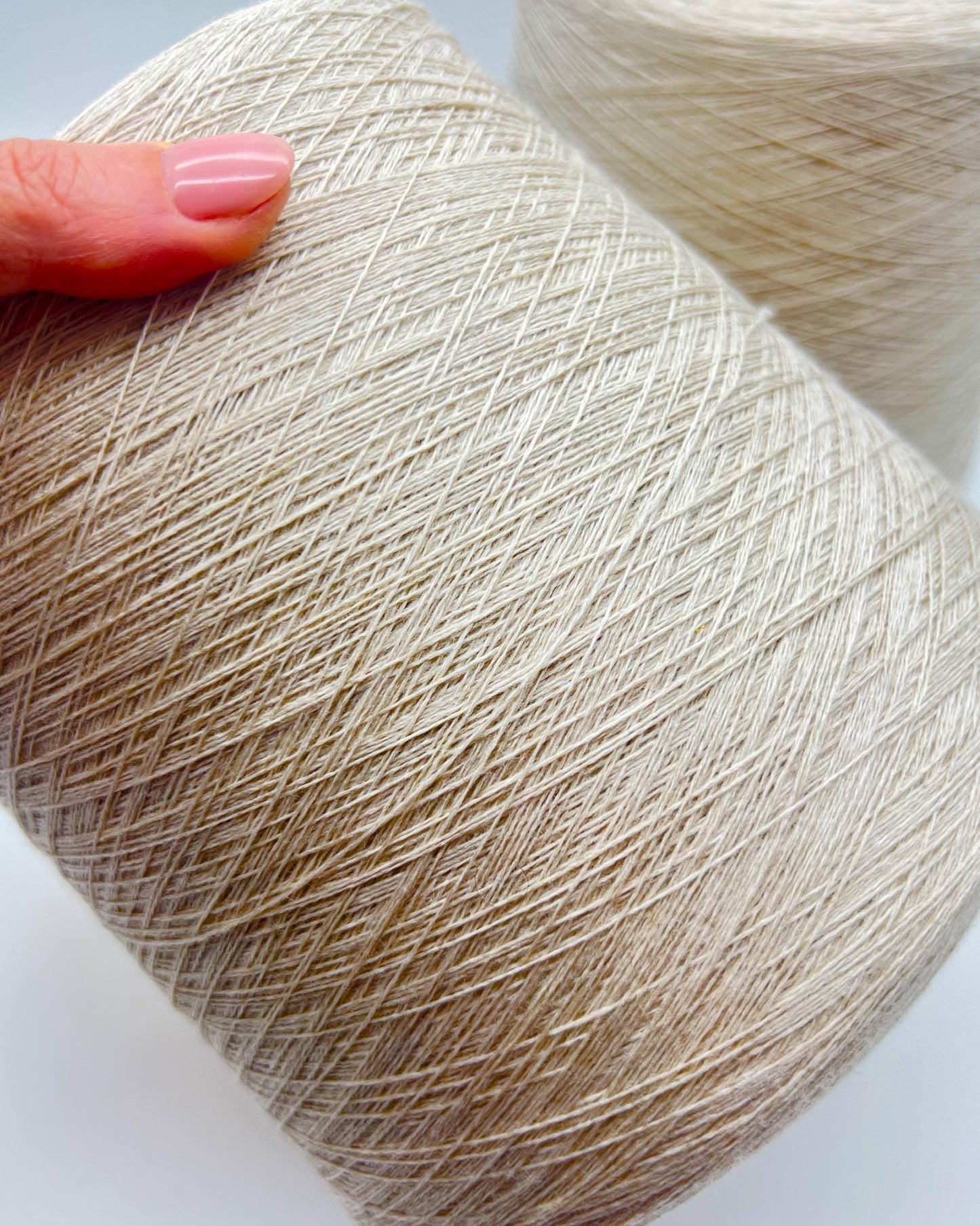 Elite iDOKNiT luxury lace yarn, Waterproof Cashwool by Zegna Baruffa Italy. 100% extrafine merino wool with Teflon® treatment, Nm 2/30. Authentic Italian-made water-repellent performance wool curated by iDOKNiT for professional knitting.