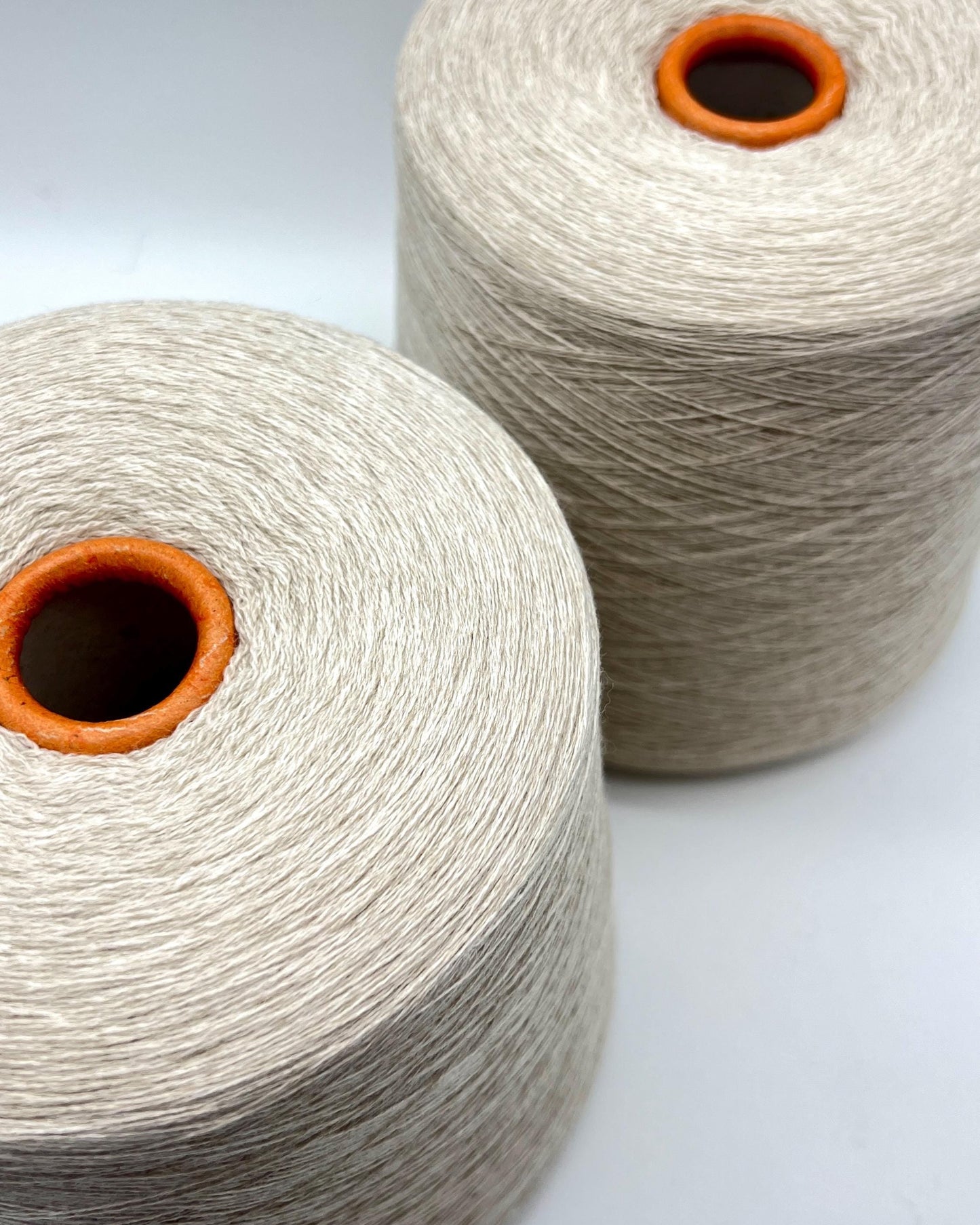 Elite iDOKNiT luxury lace yarn, Waterproof Cashwool by Zegna Baruffa Italy. 100% extrafine merino wool with Teflon® treatment, Nm 2/30. Authentic Italian-made water-repellent performance wool curated by iDOKNiT for professional knitting.