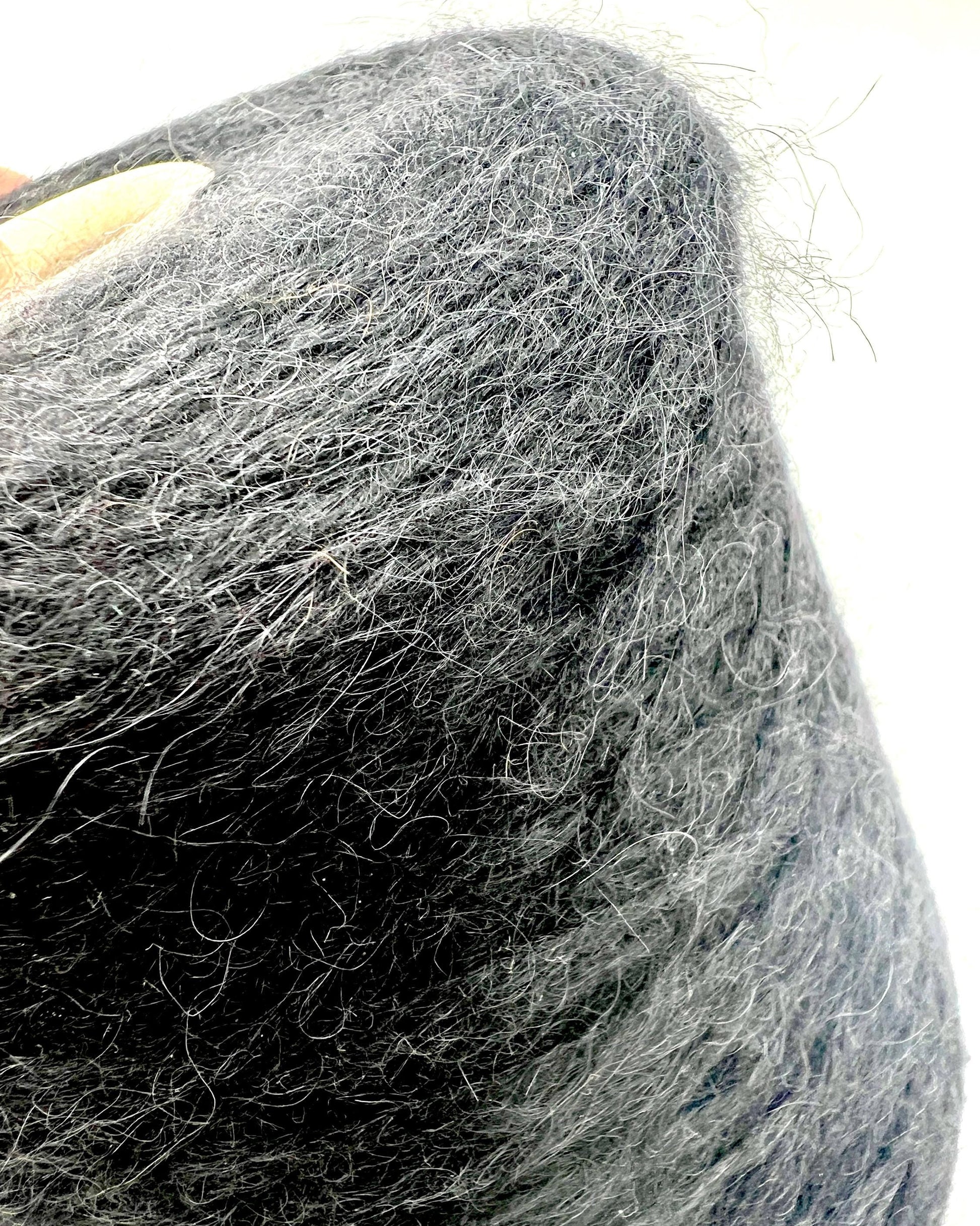 Luxury camel suri alpaca chainette yarn by Filati Naturali
Italian fluffy halo yarn with camel and alpaca fibers
Lightweight chainette DK-weight yarn on cone
Designer Italian camel alpaca knitting yarn
Soft lofty alpaca camel blend yarn