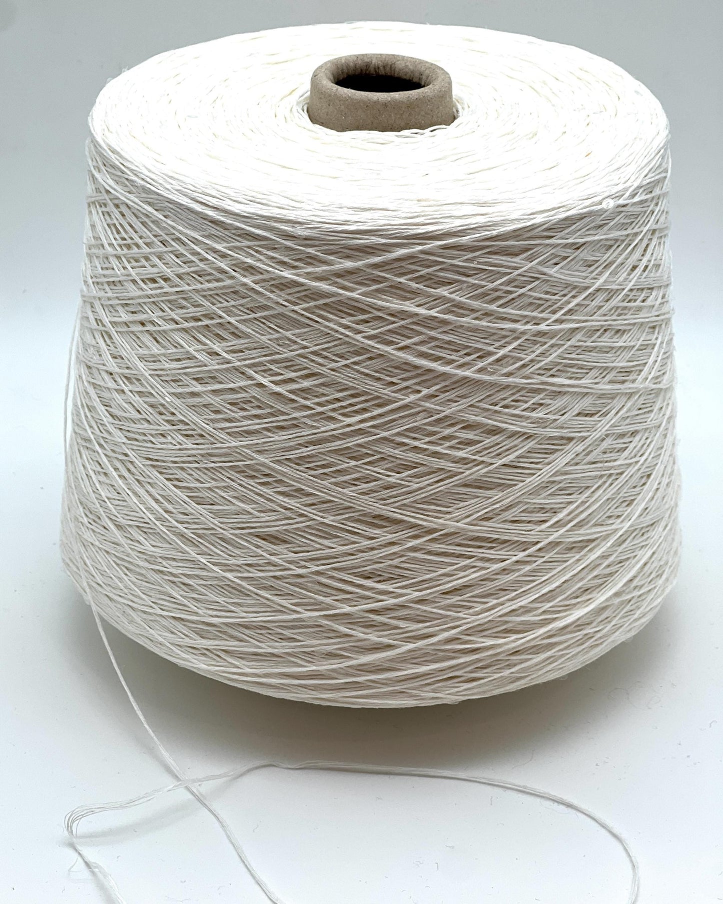 GG Filati BELLINO Italian linen sequin yarn with clear paillettes, lace weight yarn for tops, shawls, cardigans, and summer knitwear.