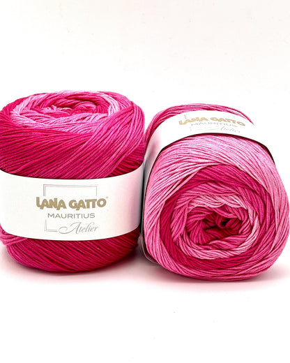 Lana Gatto MAURITIUS organic cotton yarn Italian fingering yarn
Luxury organic cotton yarn for summer garments and baby knits
Close up of MAURITIUS yarn showing smooth cotton texture
Italian organic cotton yarn for lightweight shawls and sweaters
Soft breathable fingering cotton yarn for elegant knitwear