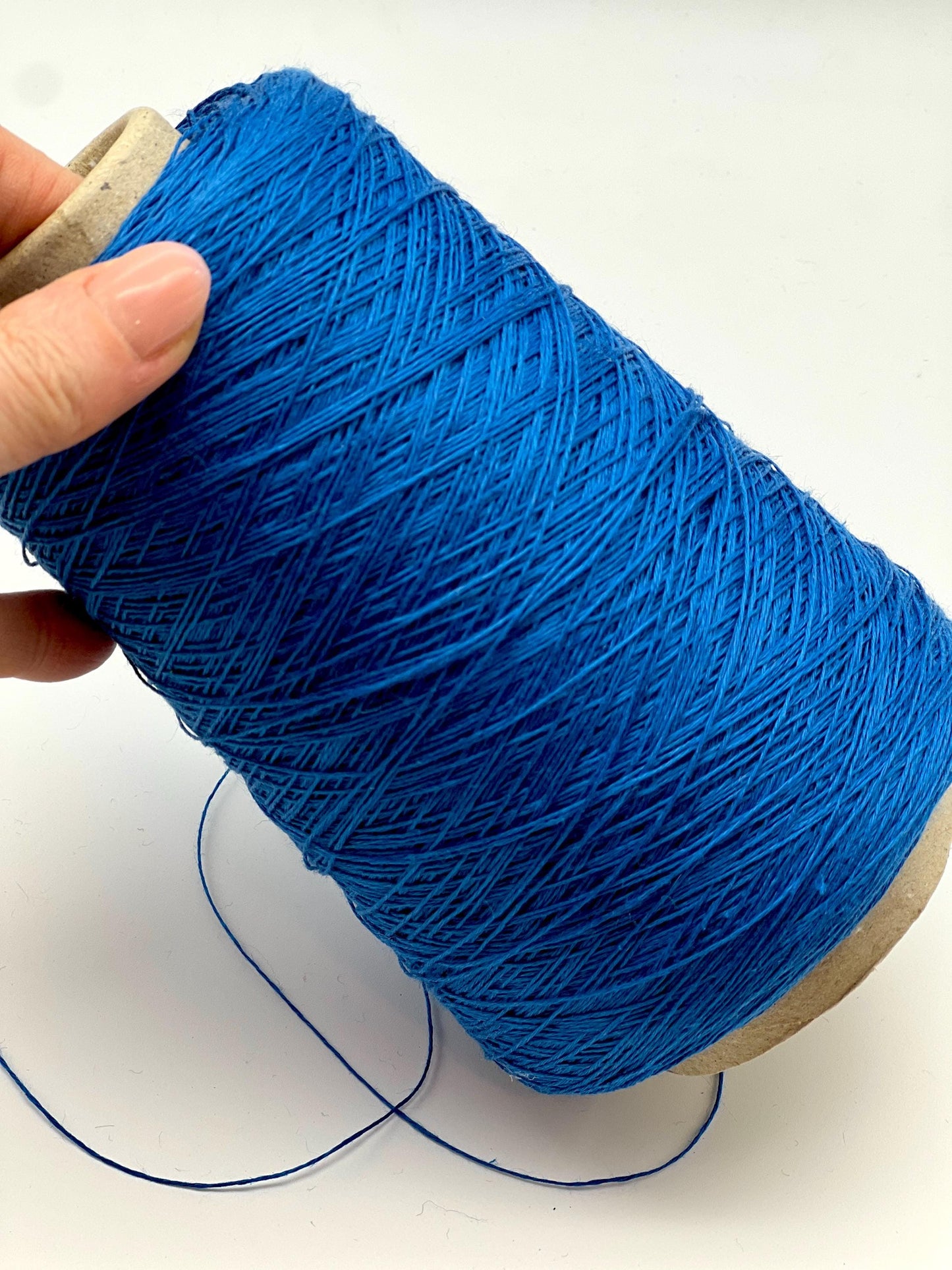 LINEN Yarn, LINONE, Premium 100% Pure Linen Flax Italian Yarn by New Mill, Available in Balls and on Cones, 660m/100g (721y/3.52oz)