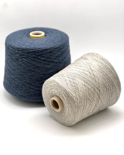 COARSEHAIR 2/11 cashmere yarn luxury Italian yarn
100 percent cashmere lace fingering yarn 550m per 100g
Soft luxury cashmere yarn for sweaters shawls and scarves
Italian cashmere cone yarn close up texture detail
COARSEHAIR 2/11 lightweight wearable cashmere yarn