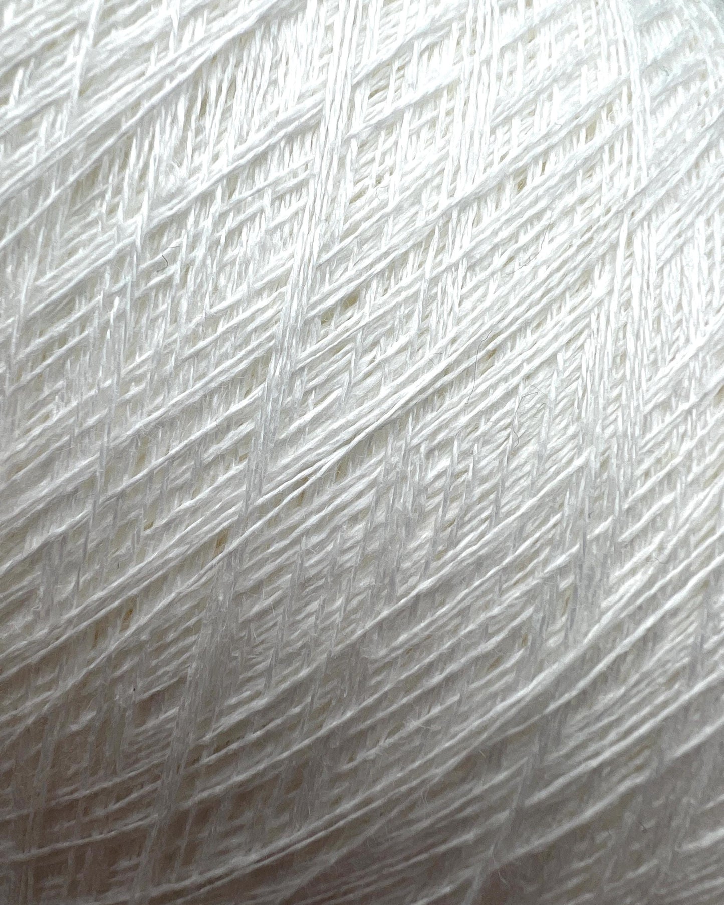 Pure linen yarn Botto Giuseppe NILO in Snow White color
Luxury Italian lace weight linen yarn close up texture
Botto Giuseppe NILO 100% pure linen yarn for summer tops
Snow White linen yarn for weaving crochet and lace knitting
Fine Italian linen yarn for heirloom garments and resort wear
