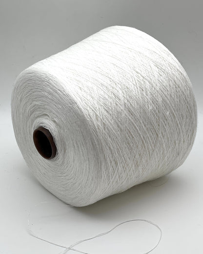 Pure linen yarn Botto Giuseppe NILO in Snow White color
Luxury Italian lace weight linen yarn close up texture
Botto Giuseppe NILO 100% pure linen yarn for summer tops
Snow White linen yarn for weaving crochet and lace knitting
Fine Italian linen yarn for heirloom garments and resort wear