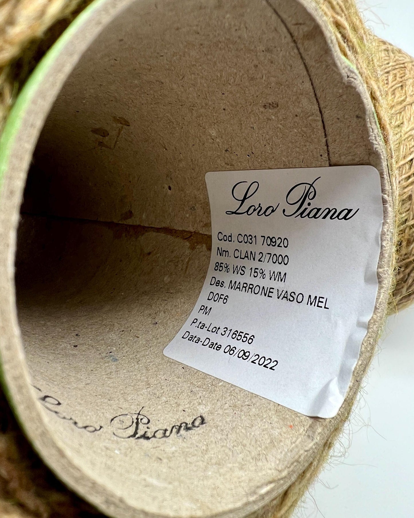 CLAN luxury cashmere mohair blend yarn from an exclusive Italian mill, sport weight yarn with soft halo and lightweight warmth