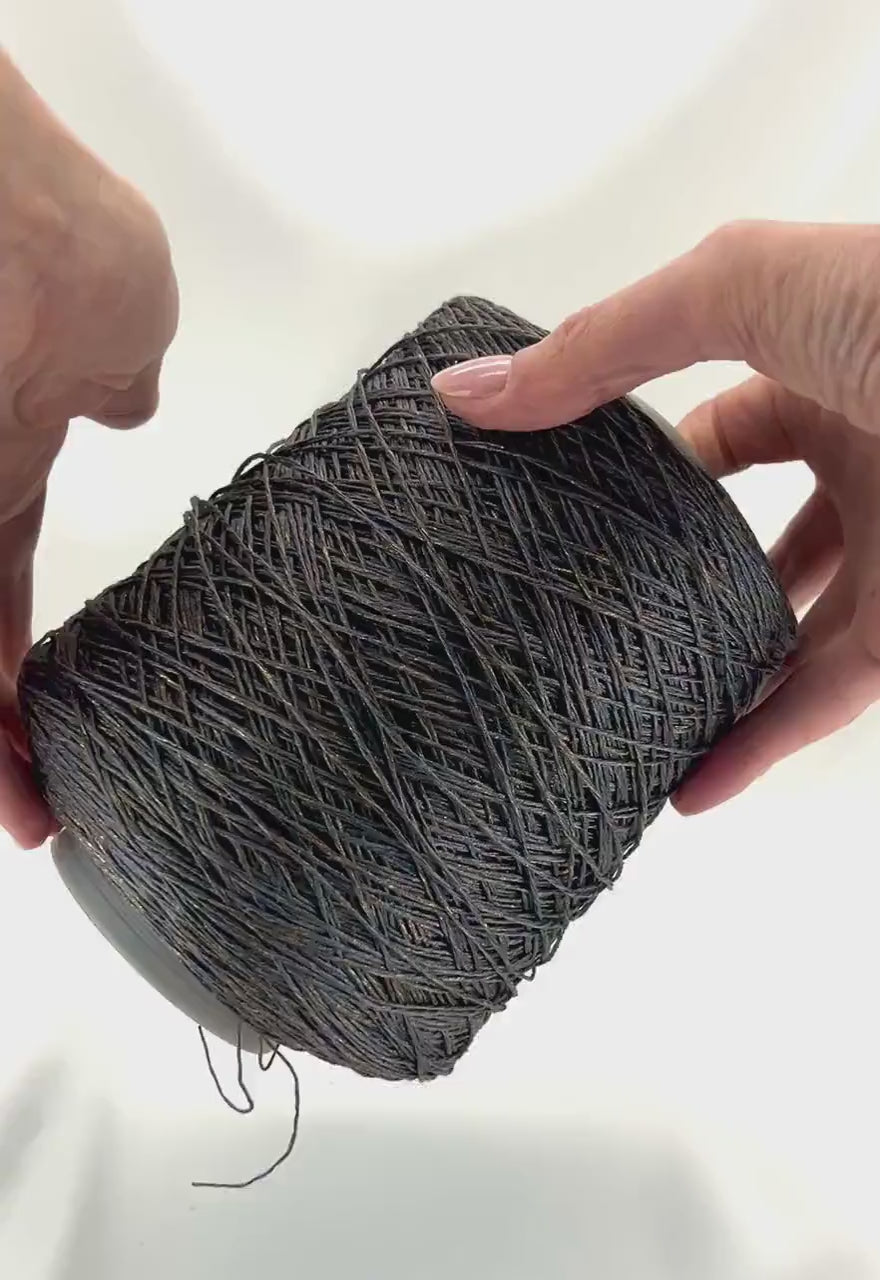 fabiana filippi structured cotton blend yarn italy
fashion house yarn for chanel style jackets
cotton polyester fingering yarn 400m 100g
structured yarn for bags hats tweed fabric
italian designer yarn balls or cones