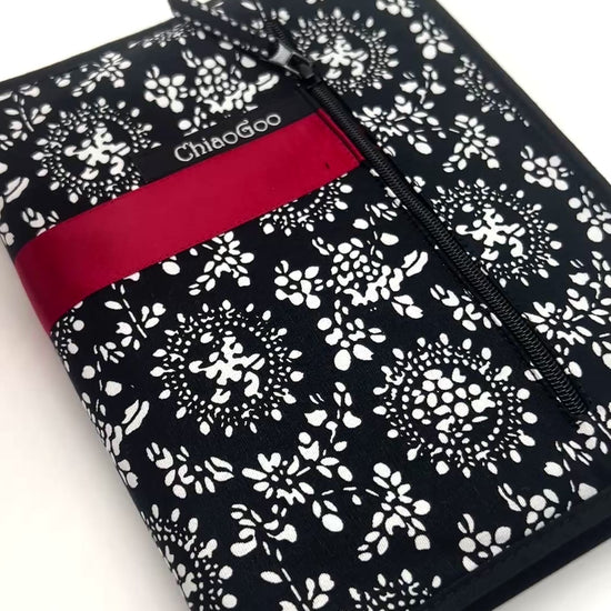 ChiaoGoo TWIST SS 4" Small interchangeable knitting needle set with surgical stainless steel lace tips and zippered fabric case for iDOKNiT.