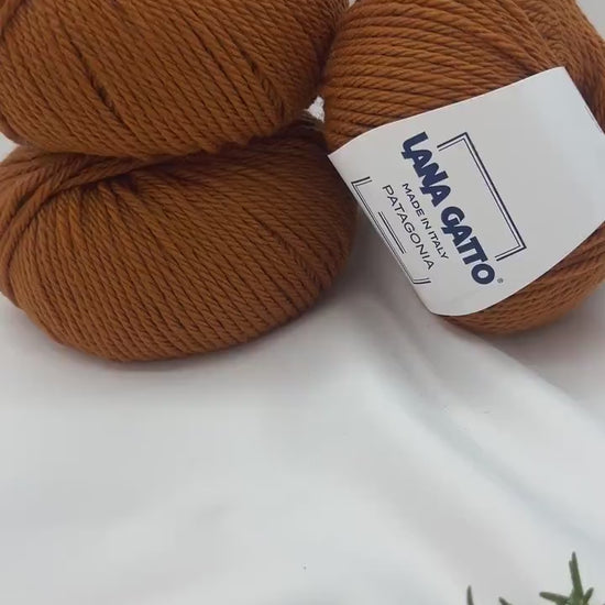 Lana Gatto Patagonia 100 percent pure new wool Italian super chunky yarn from iDOKNiT