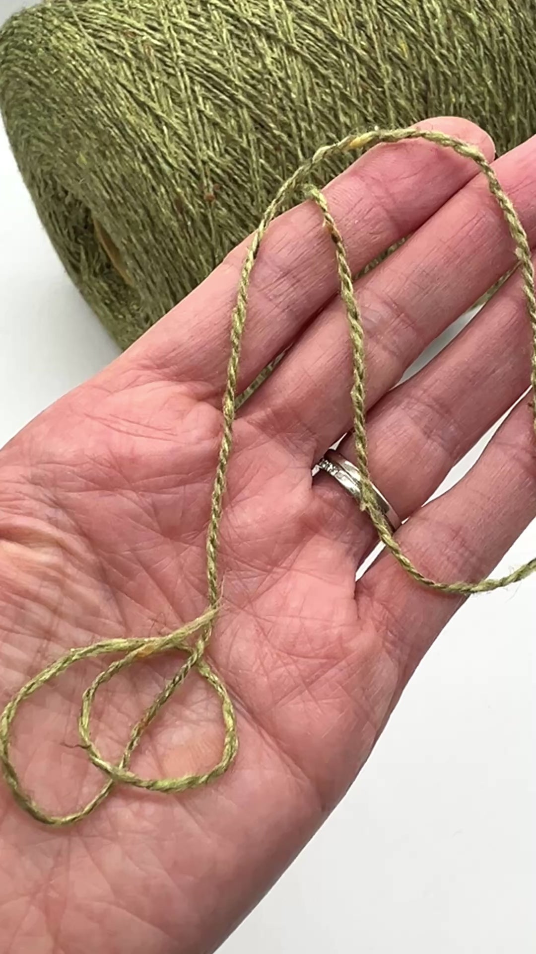 FILCOM TIBET TWEED 50% yak and 50% silk luxury Italian tweed yarn in a fine fingering weight for high-end knitting at iDOKNiT.