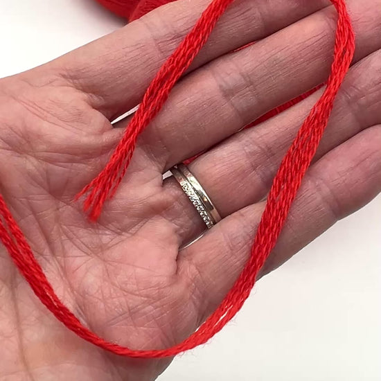 Premium iDOKNiT DK weight yarn, ALBA by Botto Giuseppe Italy. 100% Superfine Merino wool constructed from 7 individual threads for superior stitch definition and softness, 210m/100g. Authentic Italian-made luxury yarn in 2152 Scarlet Red, curated by iDOKNiT for professional-grade garments.