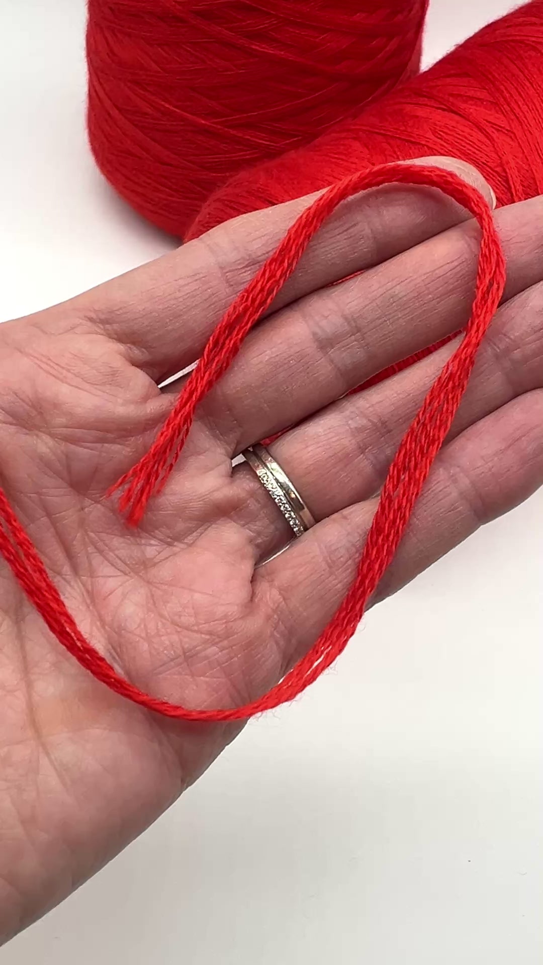 Premium iDOKNiT DK weight yarn, ALBA by Botto Giuseppe Italy. 100% Superfine Merino wool constructed from 7 individual threads for superior stitch definition and softness, 210m/100g. Authentic Italian-made luxury yarn in 2152 Scarlet Red, curated by iDOKNiT for professional-grade garments.