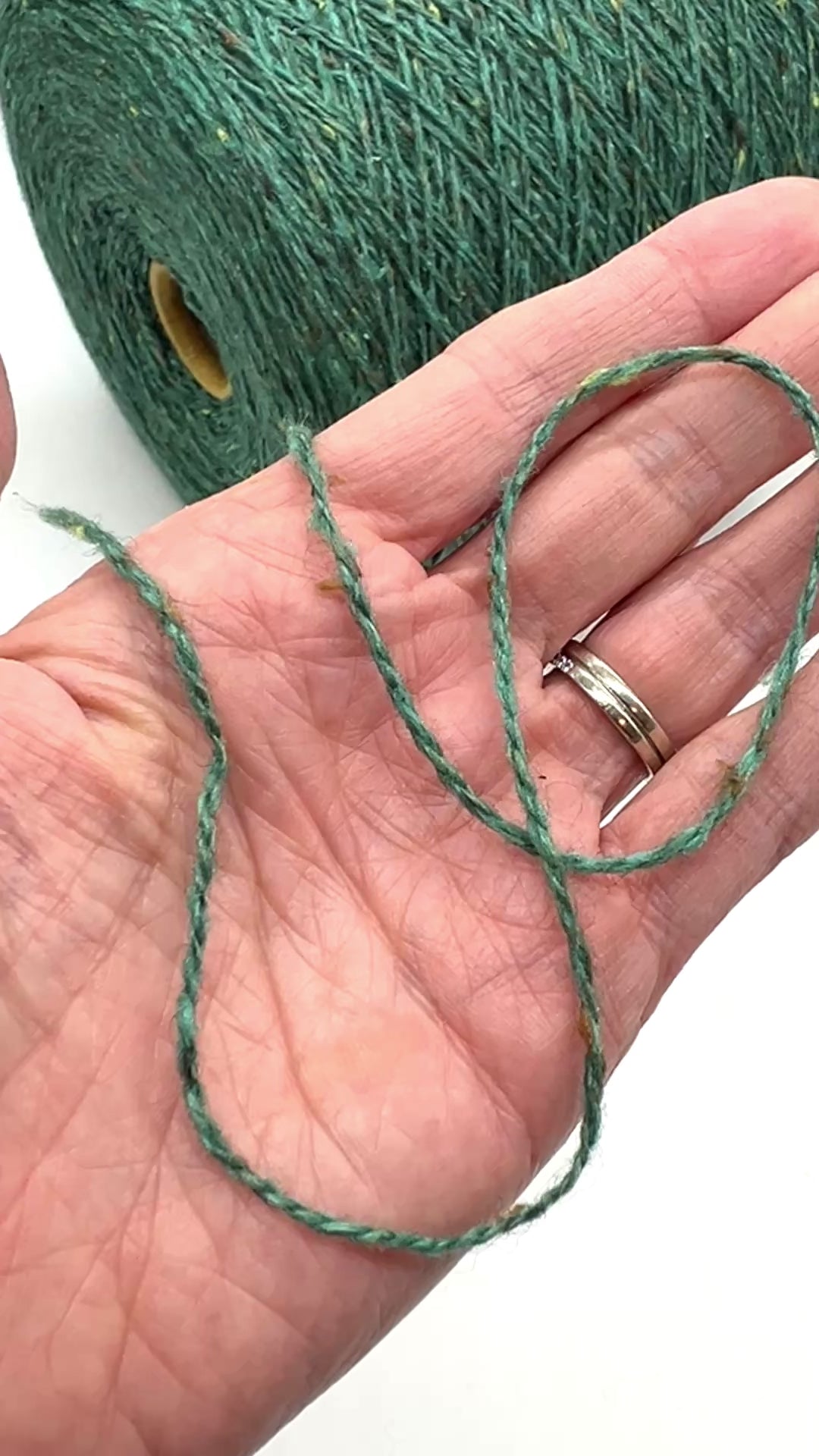 FILCOM TIBET TWEED 50% yak and 50% silk luxury Italian tweed yarn in a fine fingering weight for high-end knitting at iDOKNiT.