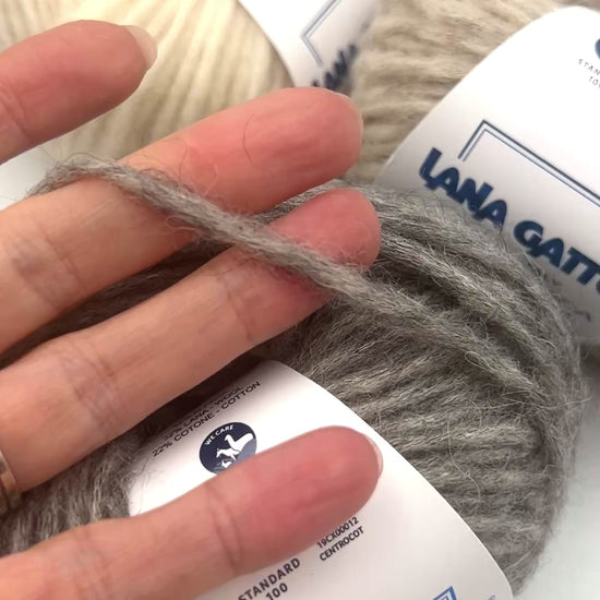 Lana Gatto Naturalpaca 46 percent Alpaca 32 percent Wool 22 percent Cotton Italian chunky chainette yarn from iDOKNiT