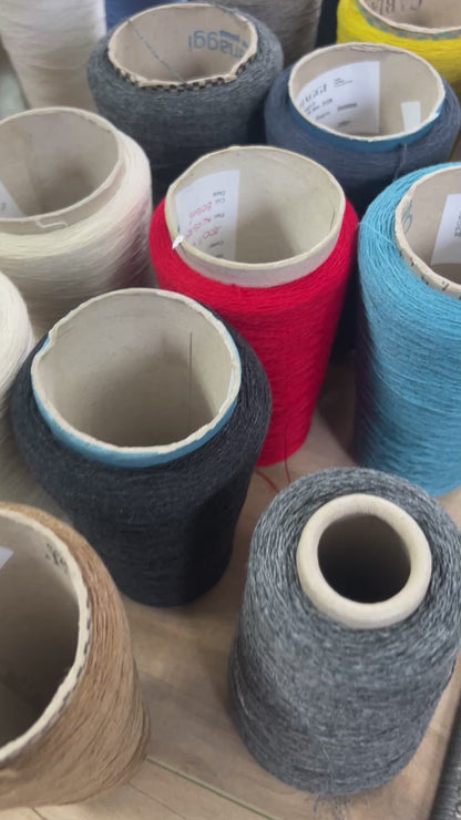 italian cashmere yarn cone loro piana cariaggi lace yarn
luxury cashmere yarn 1400m 100g italy knitting yarn
biagioli modesto cashmere yarn fine lace weight cone
premium italian cashmere yarn soft texture close up
lace cashmere yarn for machine knitting luxury garments