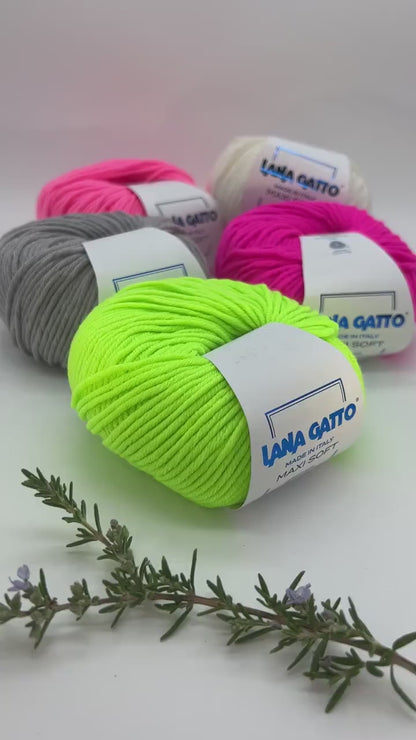 MAXI SOFT, Merino Wool 100%, Premium Italian Yarn by Lana Gatto, Aran Weight, 90m/50g (99y/1.75oz)