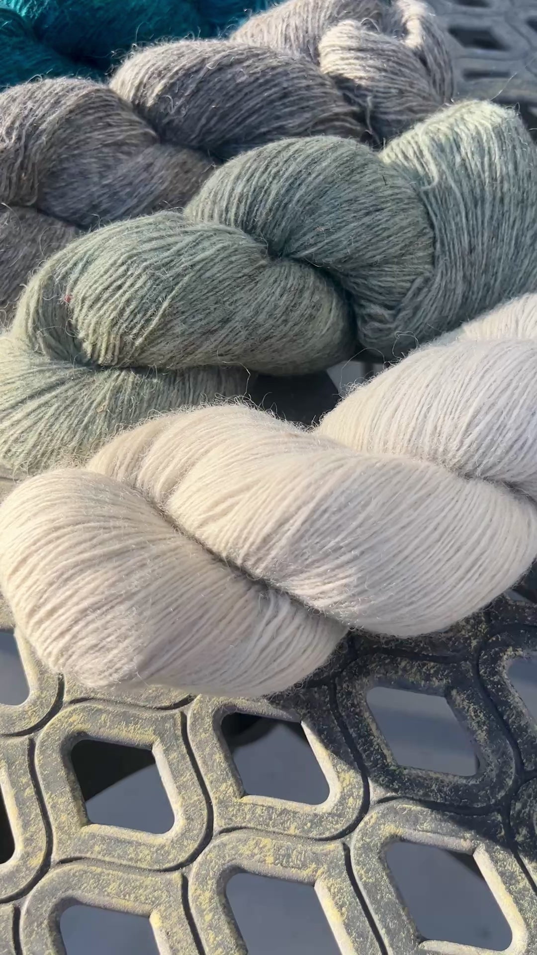 Paces Vilnas Fabrika Dundaga 7.1 100% Latvian Merino wool lace weight yarn, traditionally processed and lanolin-rich for authentic knitting at iDOKNiT.