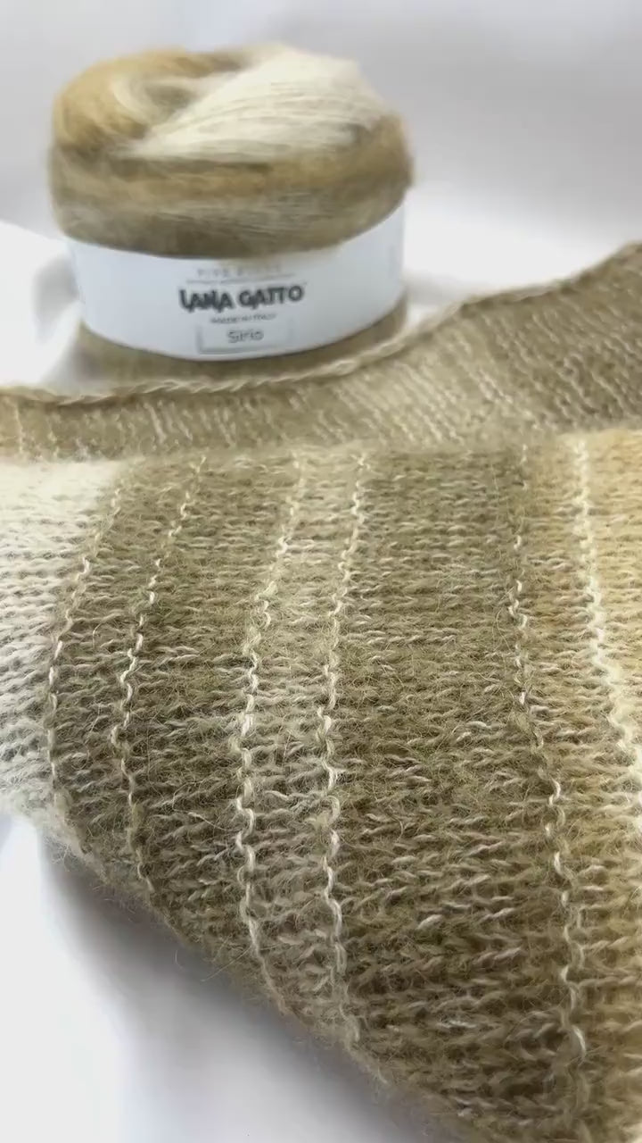 lana gatto sirio alpaca mohair yarn fluffy ball italy
soft alpaca mohair yarn lace weight 450m per 100g
luxury fluffy yarn ball halo texture knitting yarn
mohair alpaca yarn for sweaters shawls scarves
lana gatto sirio close-up soft halo texture