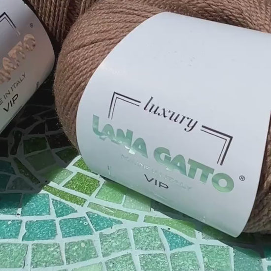 Lana Gatto VIP Italian yarn ball in high-quality extrafine merino and cashmere blend for iDOKNiT luxury knitting projects.