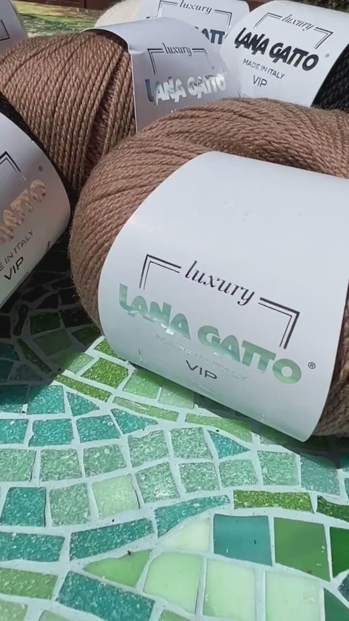 Lana Gatto VIP Italian yarn ball in high-quality extrafine merino and cashmere blend for iDOKNiT luxury knitting projects.