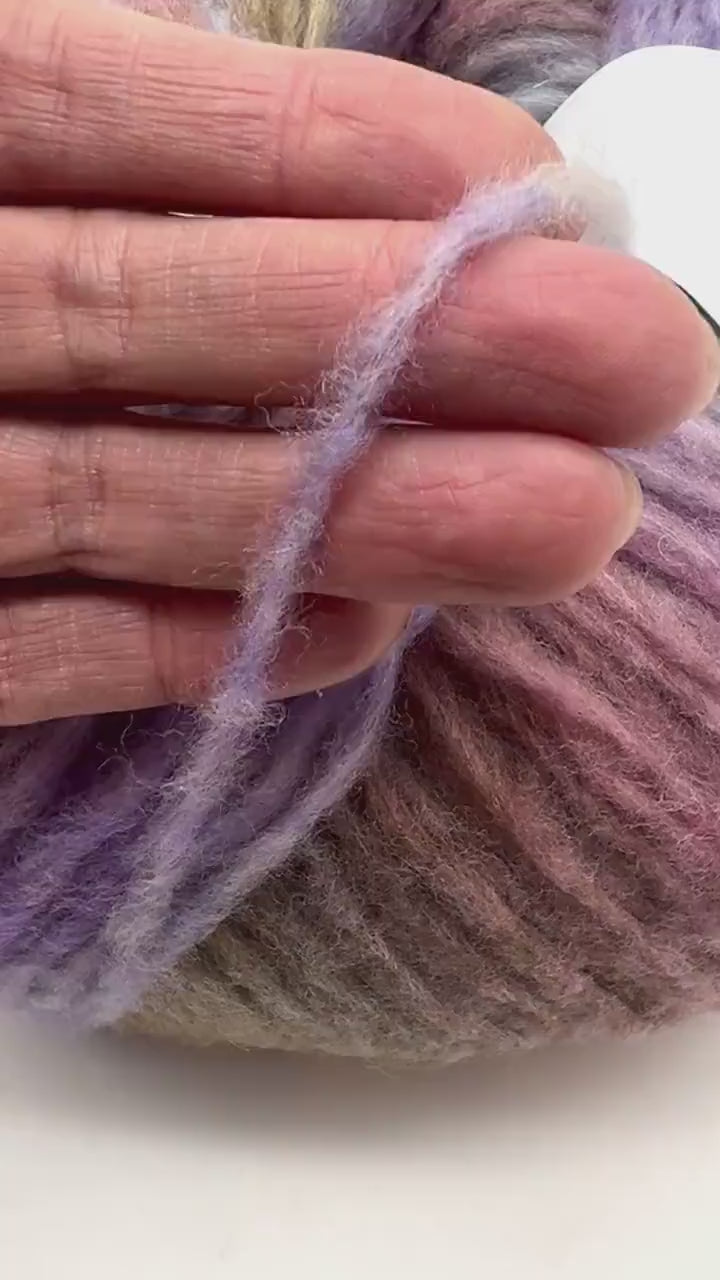Lana Gatto Sombrero 86 percent Virgin Wool gradient yarn 100g 300m from iDOKNiT