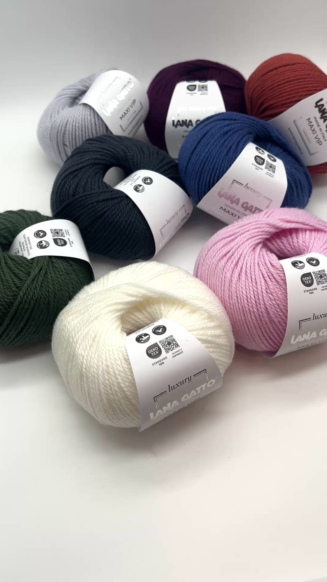 Lana Gatto MAXI VIP yarn balls in soft neutral shades – premium Italian merino cashmere blend. IDOKNIT Shop.