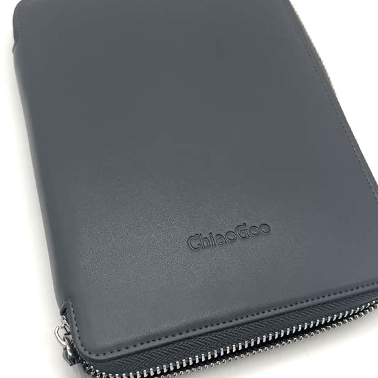 ChiaoGoo FORTÉ 2.0 5" complete interchangeable knitting needle set with carbon fiber and blackwood tips in organized case for iDOKNiT.