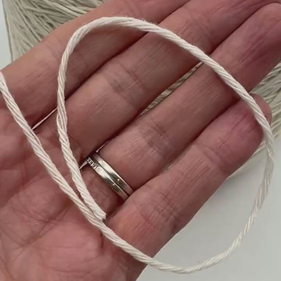 SIBERIA Cashmere Merino Lace Yarn by Ri.Go Italy DK Weight — 260m per 100g