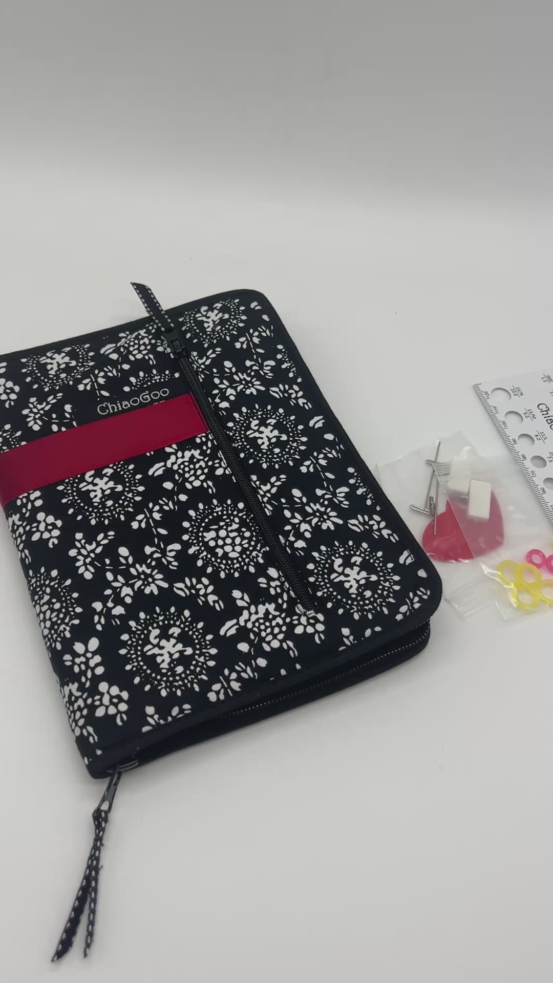 ChiaoGoo TWIST SS 5" Small interchangeable knitting needle set with surgical stainless steel lace tips and zippered fabric case for iDOKNiT.