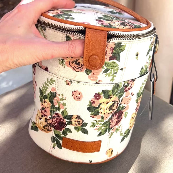 muud Saturn canvas project bag with genuine leather trim and yarn feed holes from iDOKNiT