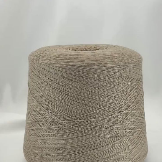 Cashmere merino yarn LEGEND 70 luxury Italian lace weight yarn
Soft Italian cashmere merino yarn cone for sweaters and shawls
Luxury lace weight yarn made from cashmere and merino wool
Italian cashmere merino knitting yarn close up texture detail
Luxury Italian yarn for heirloom knitwear and weaving
