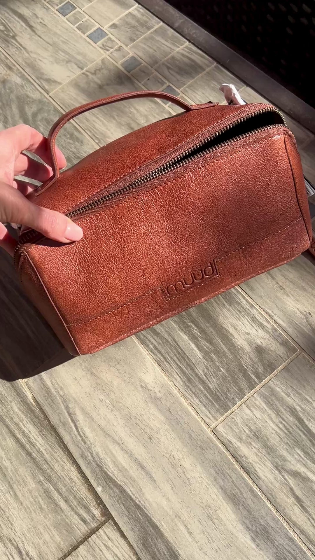 muud Cleo genuine leather box style crossbody project bag from iDOKNiT