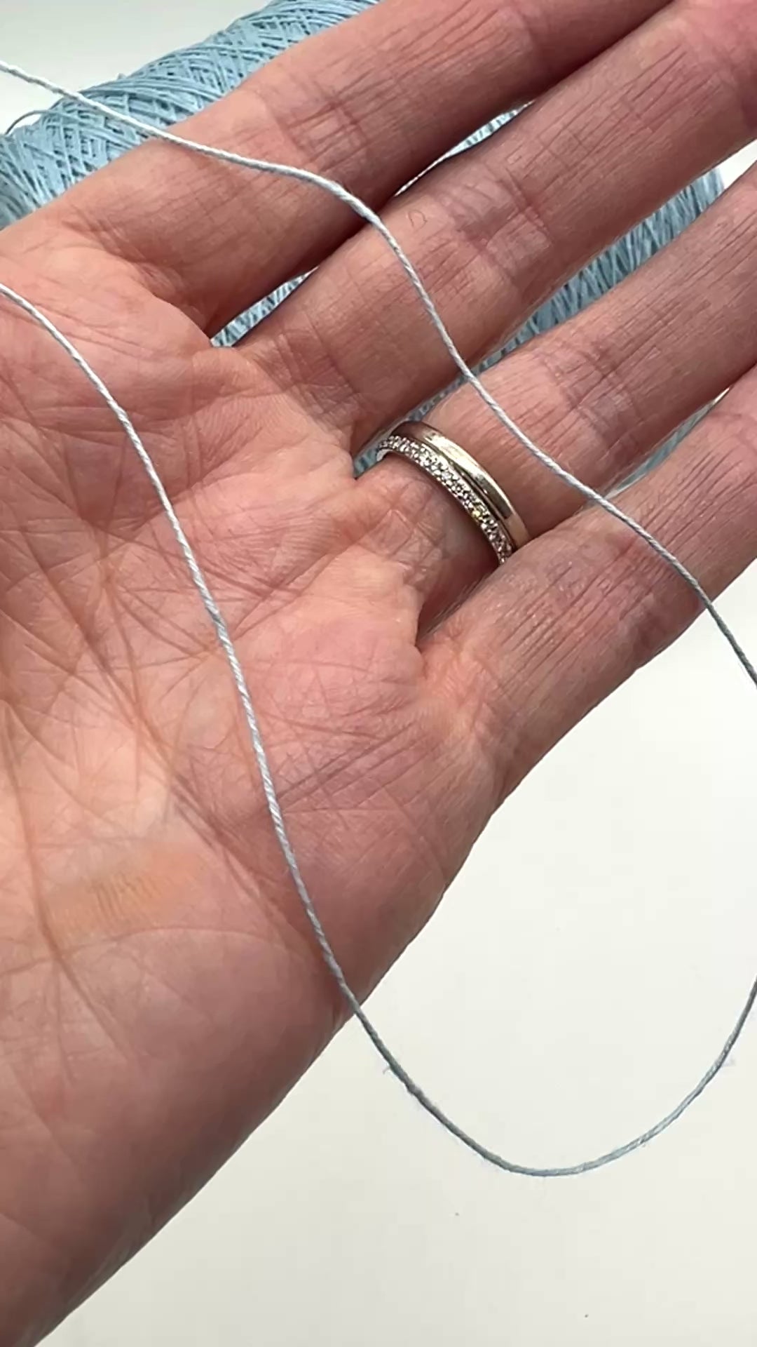 Elite iDOKNiT lace weight yarn, 100% Pure LINEN by STORAI Italy. High-quality plant fiber with a rustic texture and elegant sheen, 450-490m/100g. Authentic Italian-made summer yarn curated by iDOKNiT for breathable, durable garments that soften beautifully over time.